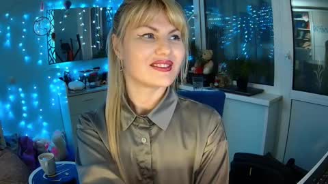 _glamorous_ online show from 02.11.25