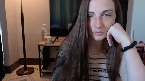 Snapshot of _goddessaurora chatting on 04.06.26 Goddess Aurora online show from 04.06.26