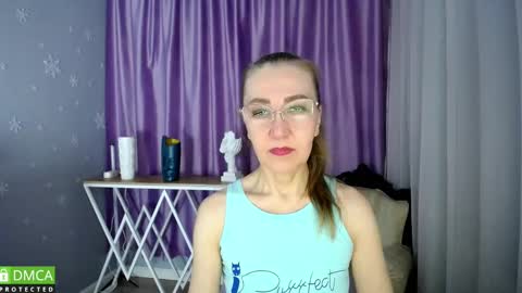 _greybunny_ online show from 02.26.25