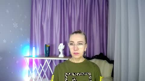 _greybunny_ online show from 09.09.25