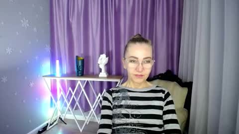 _greybunny_ online show from 09.10.25