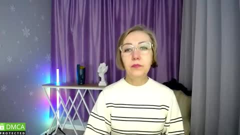 _greybunny_ online show from 10.13.25