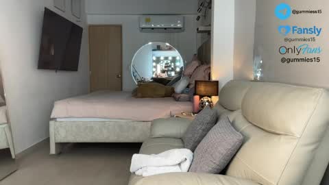 sara online show from 04.09.26