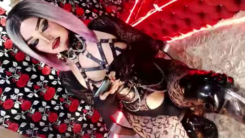 GoDDess  Chloe online show from 11.18.25