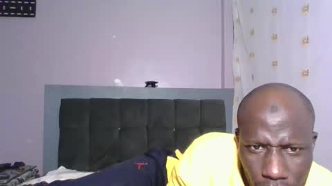 Snapshot of _hairlyboy chatting on 10.15.25 _hairlyboy online show from 10.15.25