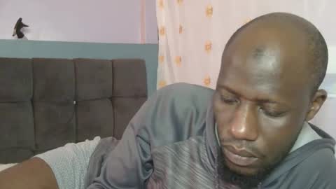 Snapshot of _hairlyboy chatting on 10.20.25 _hairlyboy online show from 10.20.25