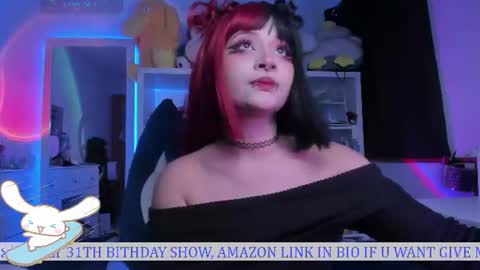 Snapshot of _heavenly_blue_ chatting on 06.30.26 Bluey online show from 06.30.26