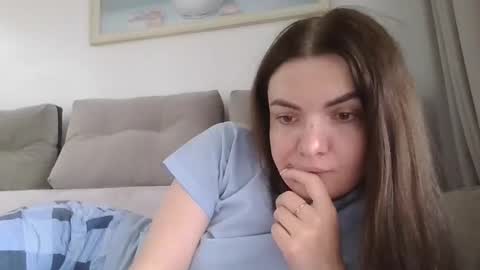 Snapshot of _hidden_frommymoom_ chatting on 04.09.26 Criss4u online show from 04.09.26