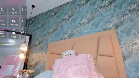 Snapshot of _hollywood_1 chatting on 03.06.25 Hollywood online show from 03.06.25