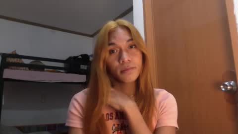 Snapshot of _iwantyourx chatting on 10.09.25 KIA online show from 10.09.25