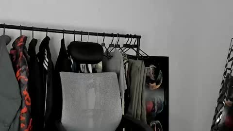 Snapshot of _jamesleandros chatting on 11.30.25 jeison online show from 11.30.25