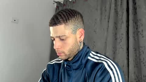 Snapshot of _jamesleandros chatting on 01.17.26 jeison online show from 01.17.26