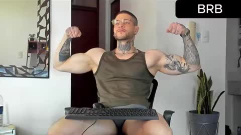 Snapshot of _jamesleandros chatting on 01.18.26 jeison online show from 01.18.26