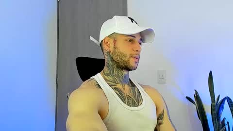 Snapshot of _jamesleandros chatting on 02.01.26 jeison online show from 02.01.26