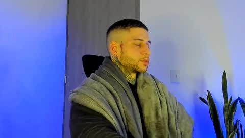 Snapshot of _jamesleandros chatting on 02.07.26 jeison online show from 02.07.26