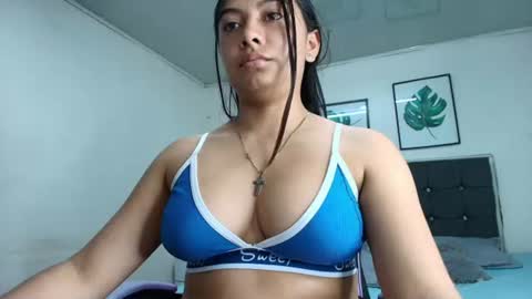 Snapshot of _jane_30 chatting on 06.20.26 _jane_30 online show from 06.20.26