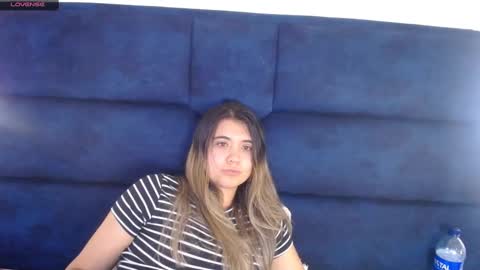 Snapshot of _jeessy chatting on 02.19.25 _jeessy online show from 02.19.25