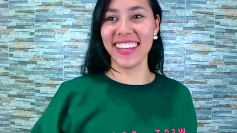 Snapshot of _joy_iva chatting on 03.04.25 joy online show from 03.04.25