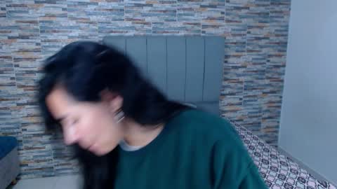 Snapshot of _joy_iva chatting on 09.22.25 joy online show from 09.22.25