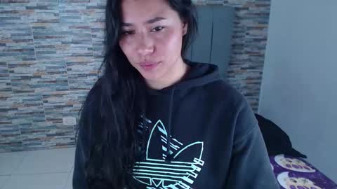 Snapshot of _joy_iva chatting on 10.26.25 joy online show from 10.26.25