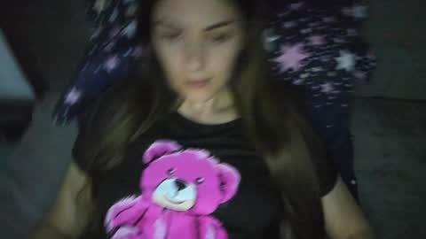 _just_a_simple_girl online show from 12.04.24