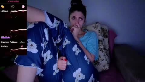 Snapshot of _just_a_simple_girl chatting on 03.30.26 _just_a_simple_girl online show from 03.30.26