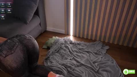 Snapshot of _kateline_ chatting on 10.12.25 Kate online show from 10.12.25