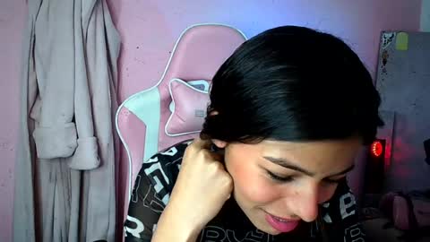 Snapshot of _khloe_sweet chatting on 07.17.26 khloe sweet online show from 07.17.26