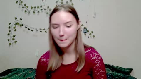 _kikiclark_ online show from 11.29.25