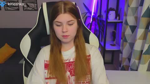 Molly   Emily online show from 12.08.24