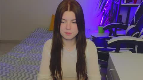 Molly   Emily online show from 01.15.25