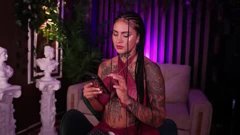   online show from 09.12.25