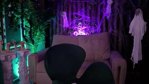   online show from 10.09.25