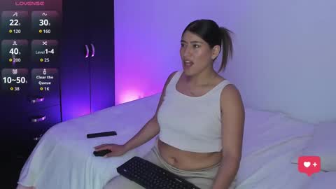  kloee  online show from 09.17.25