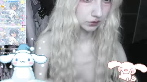 Snapshot of _kuroneeko_ chatting on 02.22.25 kuro online show from 02.22.25