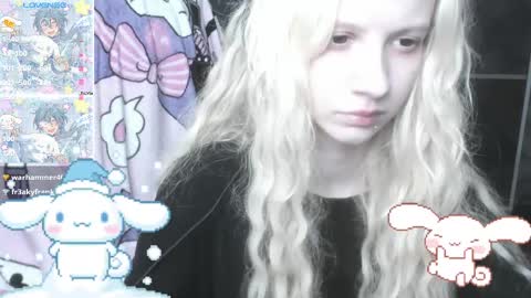 Snapshot of _kuroneeko_ chatting on 03.02.25 kuro online show from 03.02.25