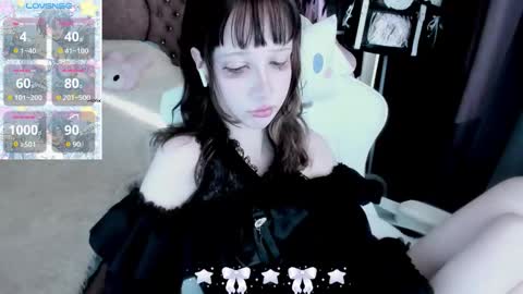 Snapshot of _kuroneeko_ chatting on 09.12.25 kuro online show from 09.12.25