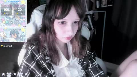 Snapshot of _kuroneeko_ chatting on 10.30.25 kuro online show from 10.30.25