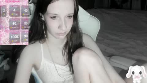  kuro  online show from 04.12.26