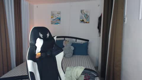 Kylie online show from 01.20.25