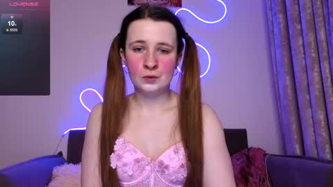 _kylle_ online show from 11.24.25