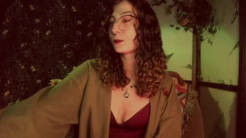 Lady Luna online show from 12.10.24