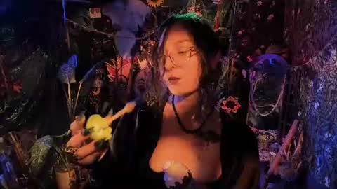 Lady Luna online show from 06.29.26