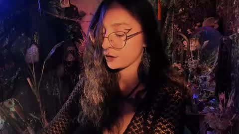 Lady Luna online show from 07.24.26