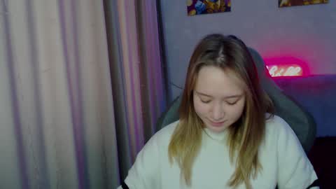 _lalune_ online show from 01.15.25