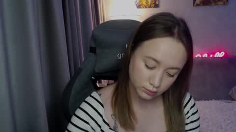 _lalune_ online show from 10.01.25