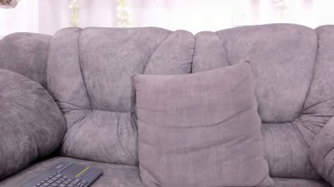 Snapshot of _laurataylor_ chatting on 12.29.24     online show from 12.29.24