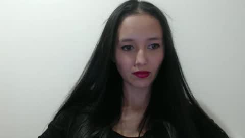 Lauren 3 online show from 12.06.24