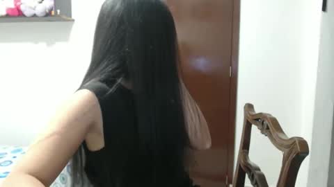 Lauren 3 online show from 12.14.25