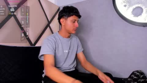 Snapshot of _leohot_ chatting on 10.14.25 _leohot_ online show from 10.14.25